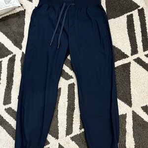 Lululemon Men's Navy lightweight joggers
